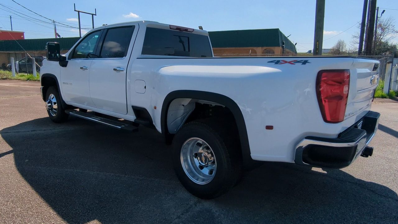2026 Chevrolet Silverado 3500 HD LTZ DRW