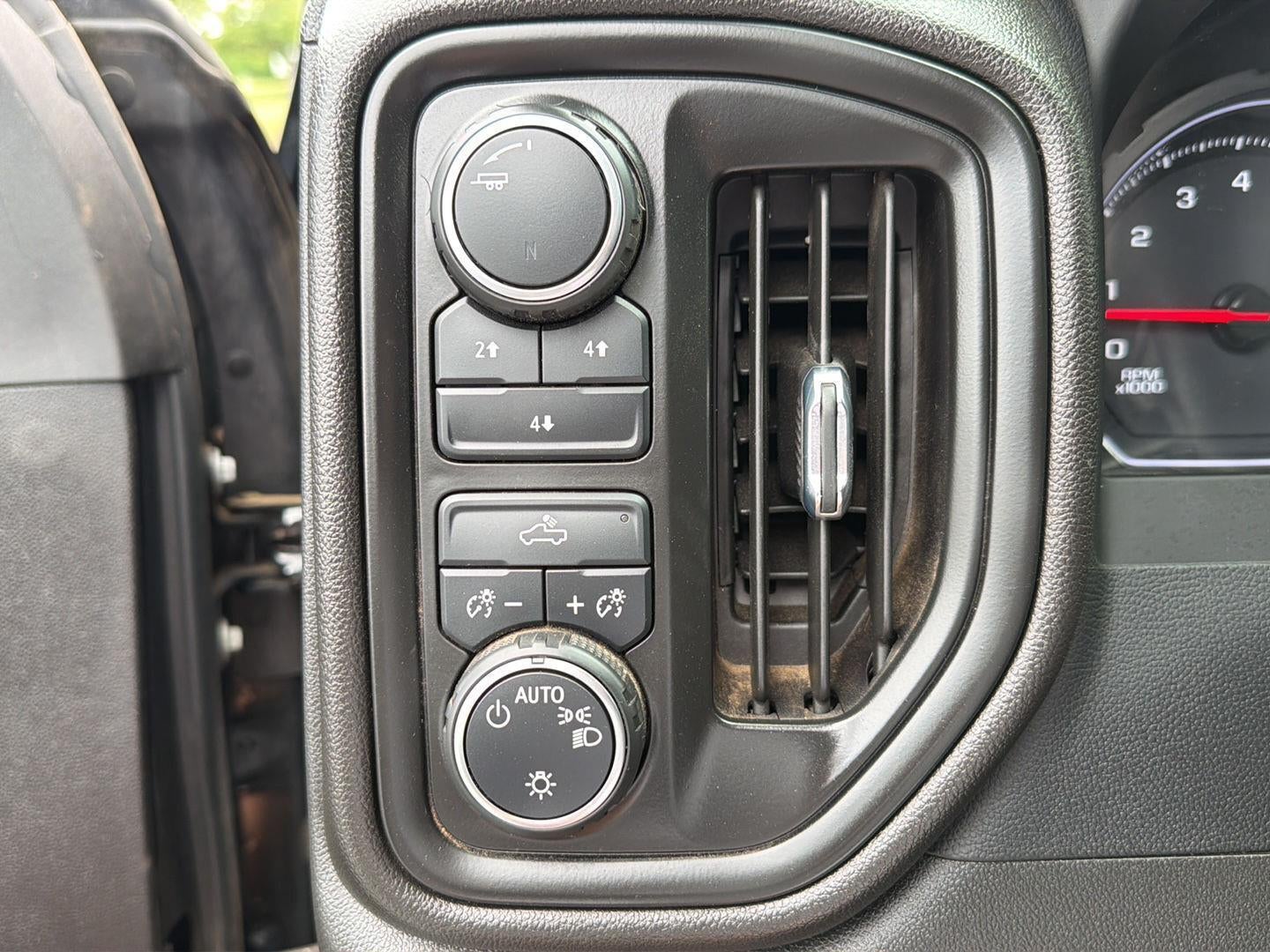 2023 Chevrolet Silverado 2500 HD Custom