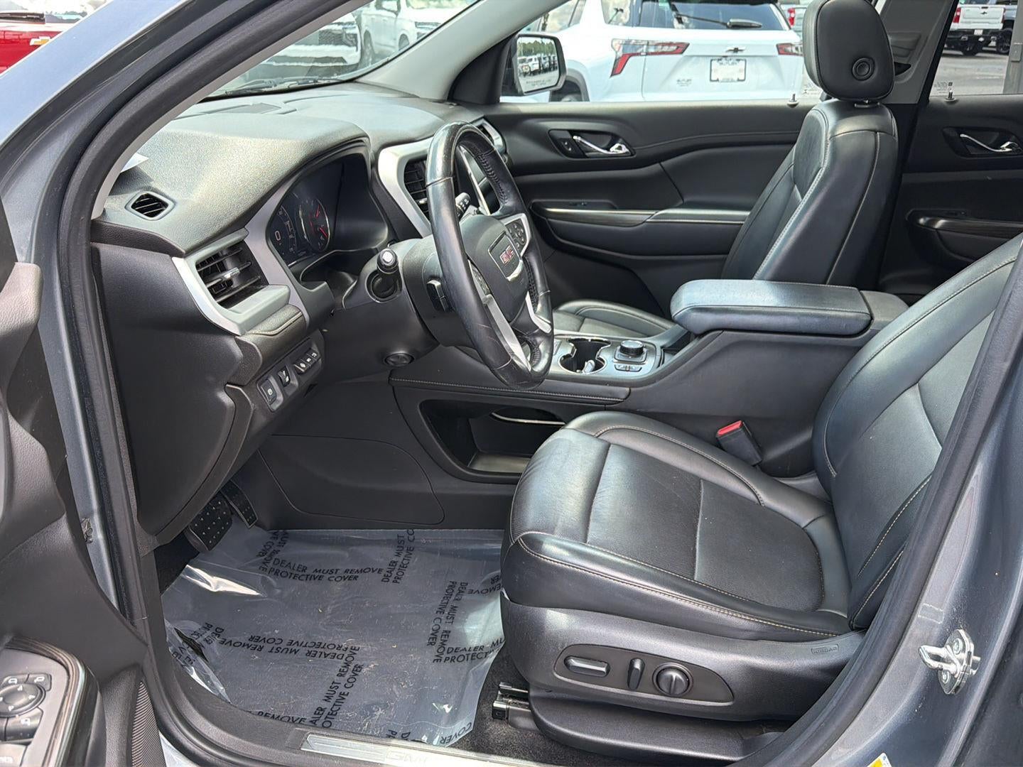 2021 GMC Acadia SLT