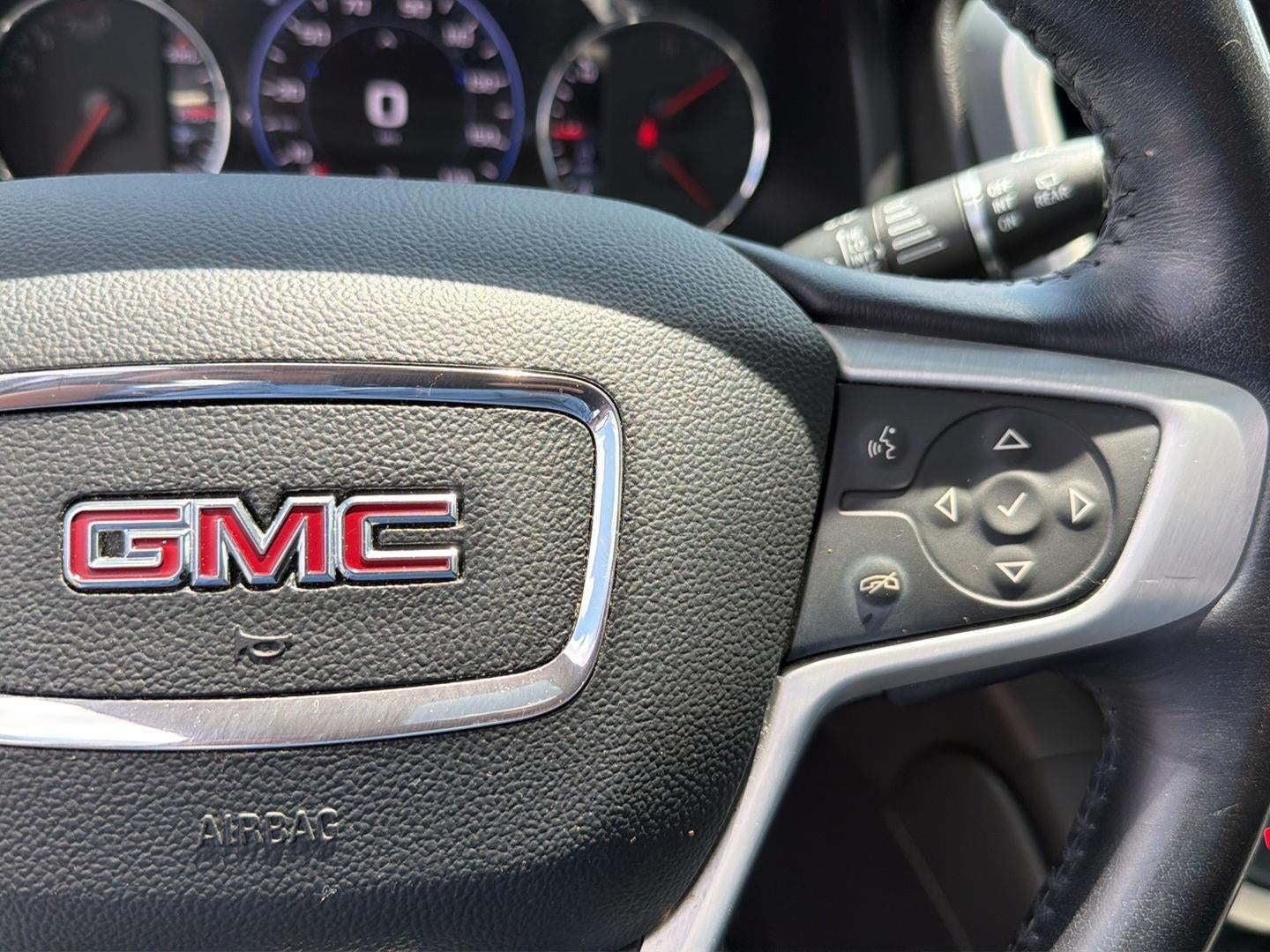 2021 GMC Acadia SLT