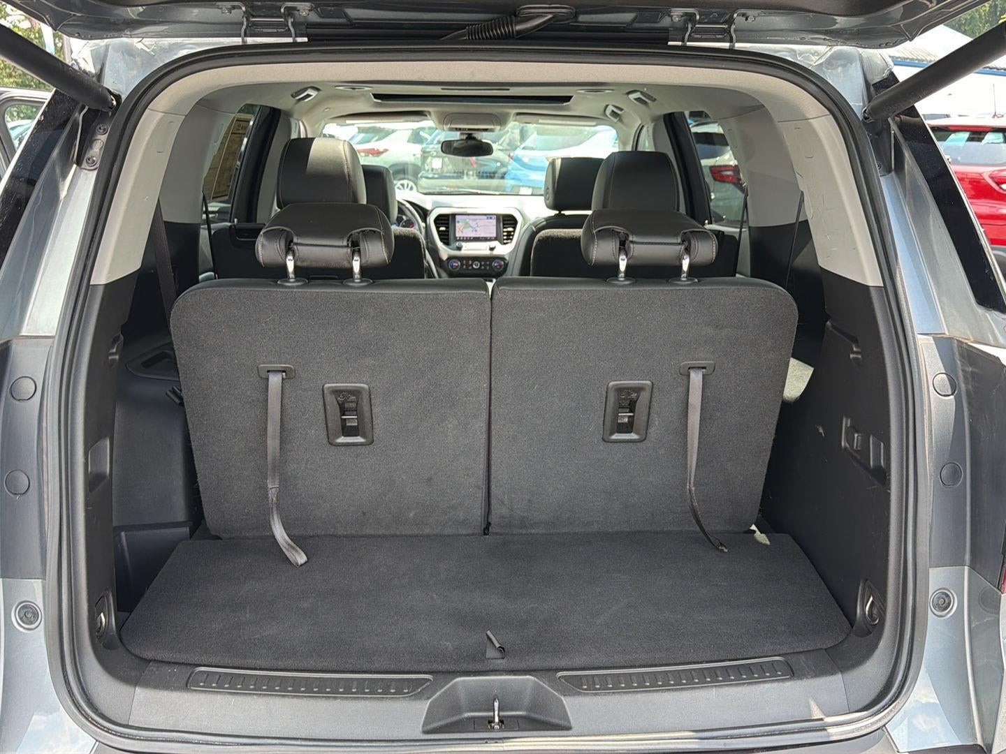 2021 GMC Acadia SLT