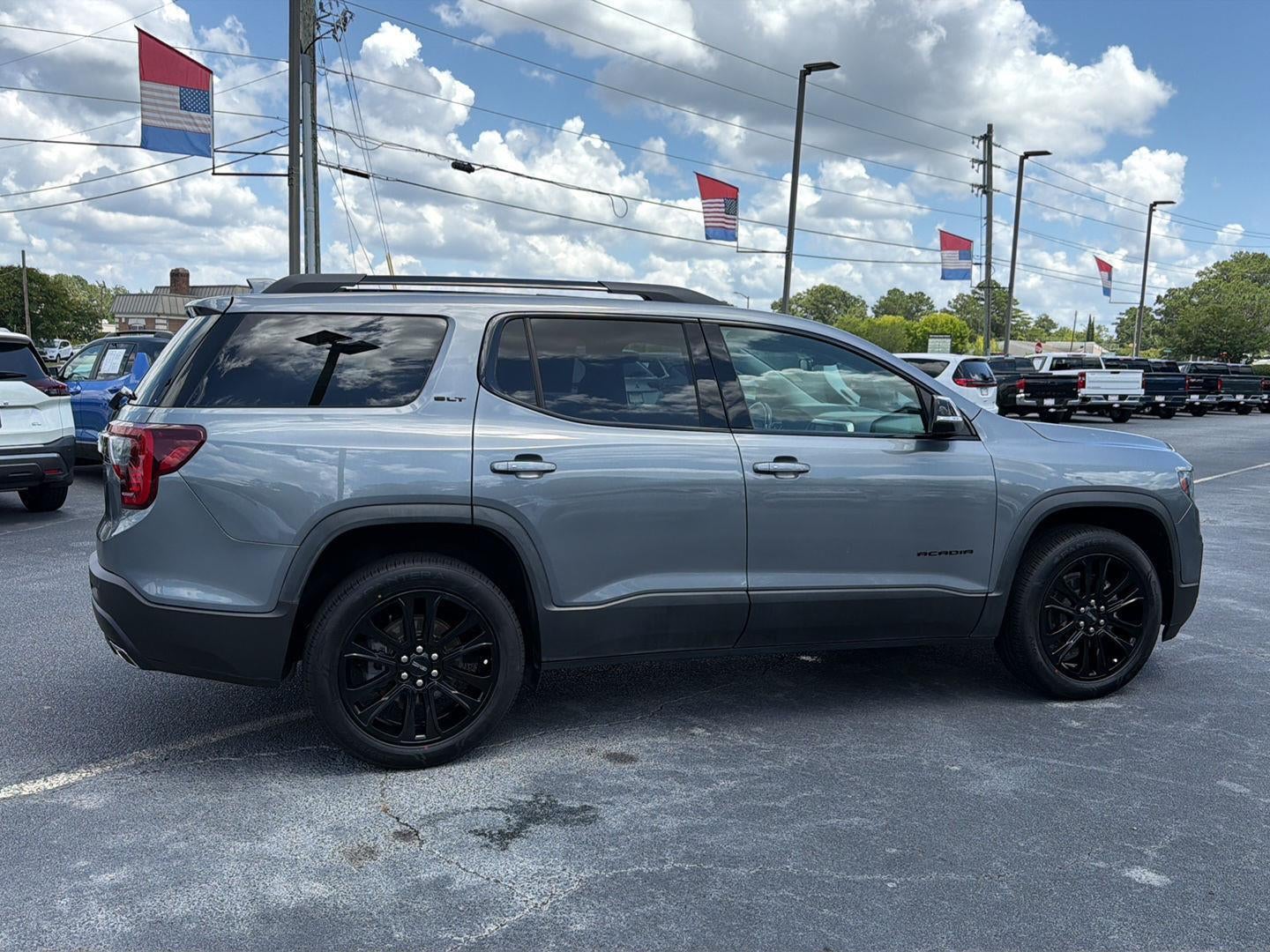 2021 GMC Acadia SLT