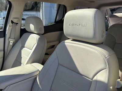 2022 GMC Acadia Denali