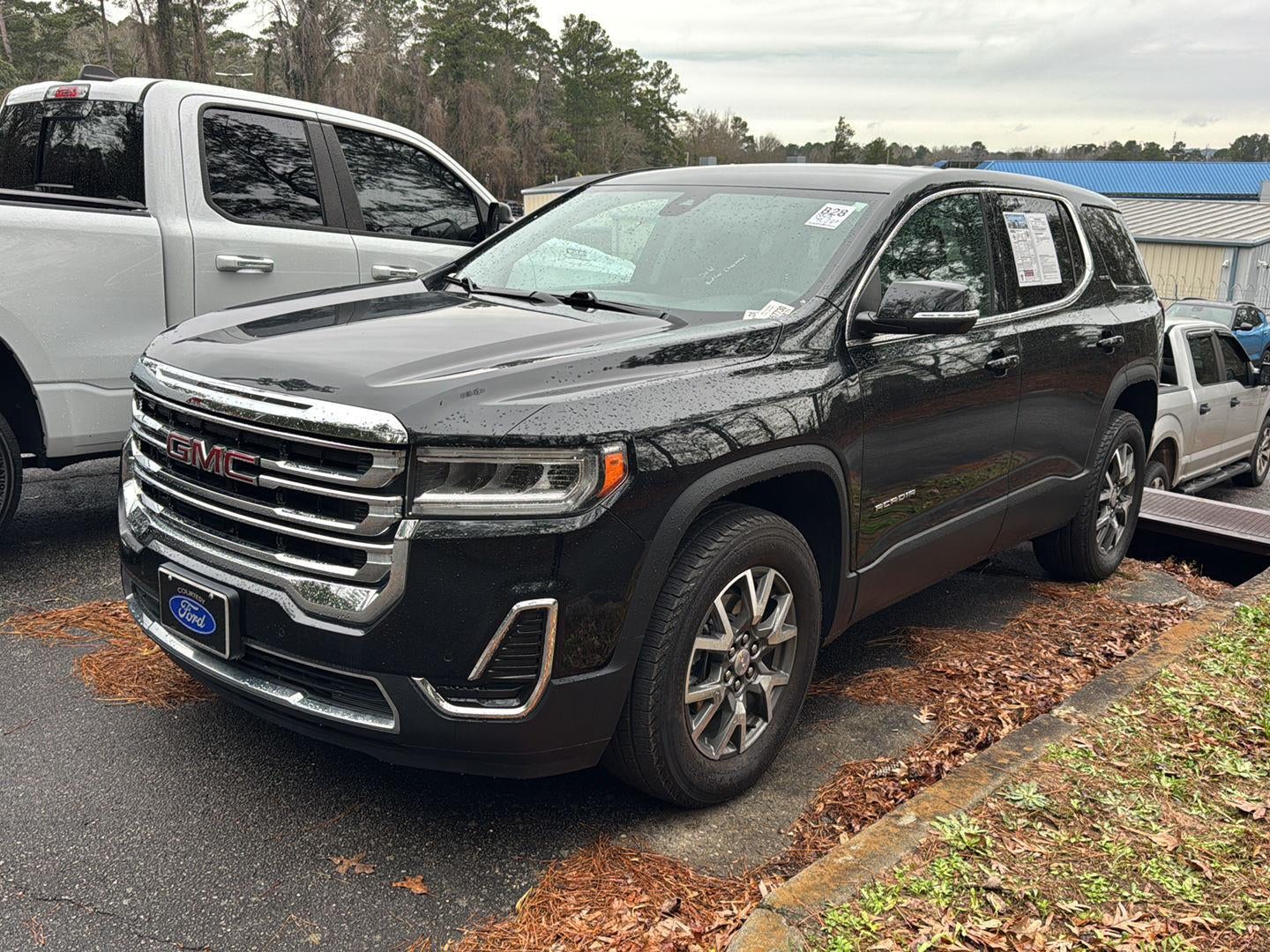 2023 GMC Acadia SLE
