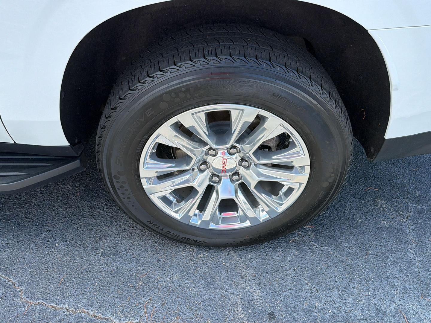 2024 GMC Yukon XL Denali - Photo 44