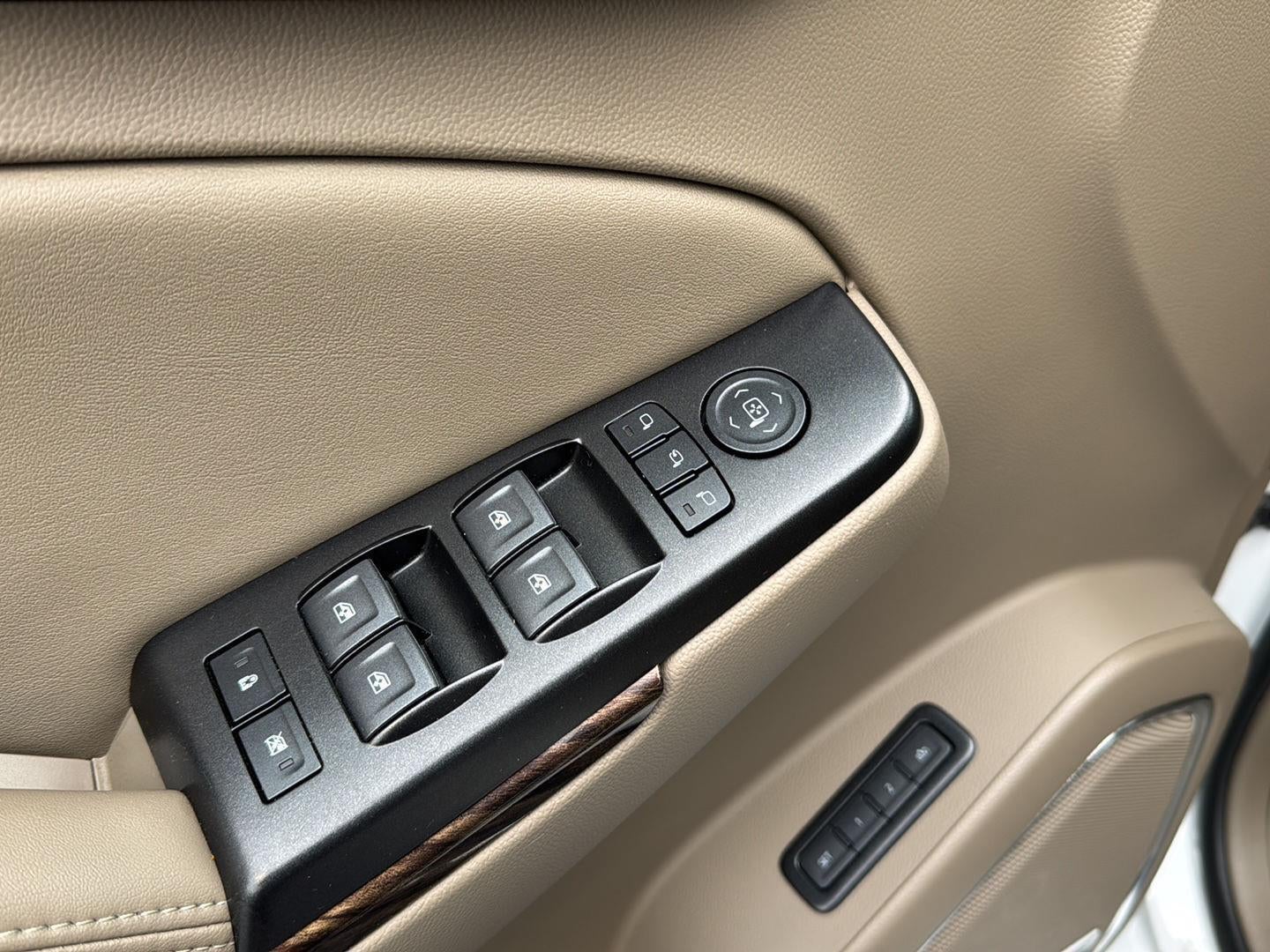 2020 GMC Yukon XL SLT