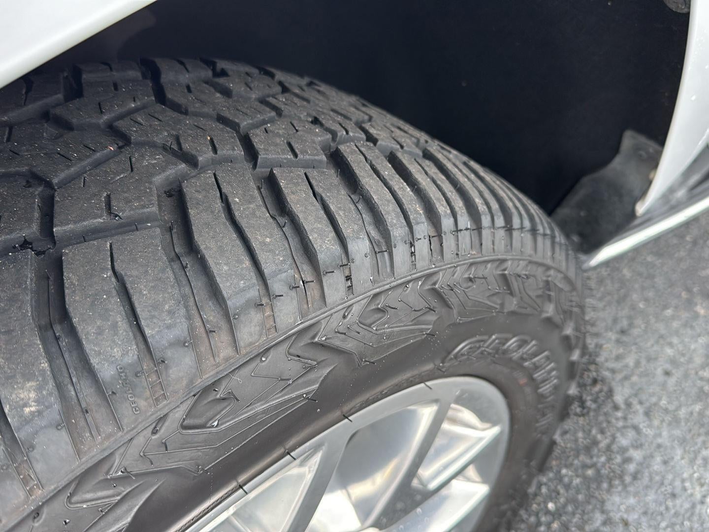 2020 GMC Yukon XL SLT