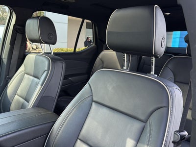 2022 Chevrolet Traverse Premier