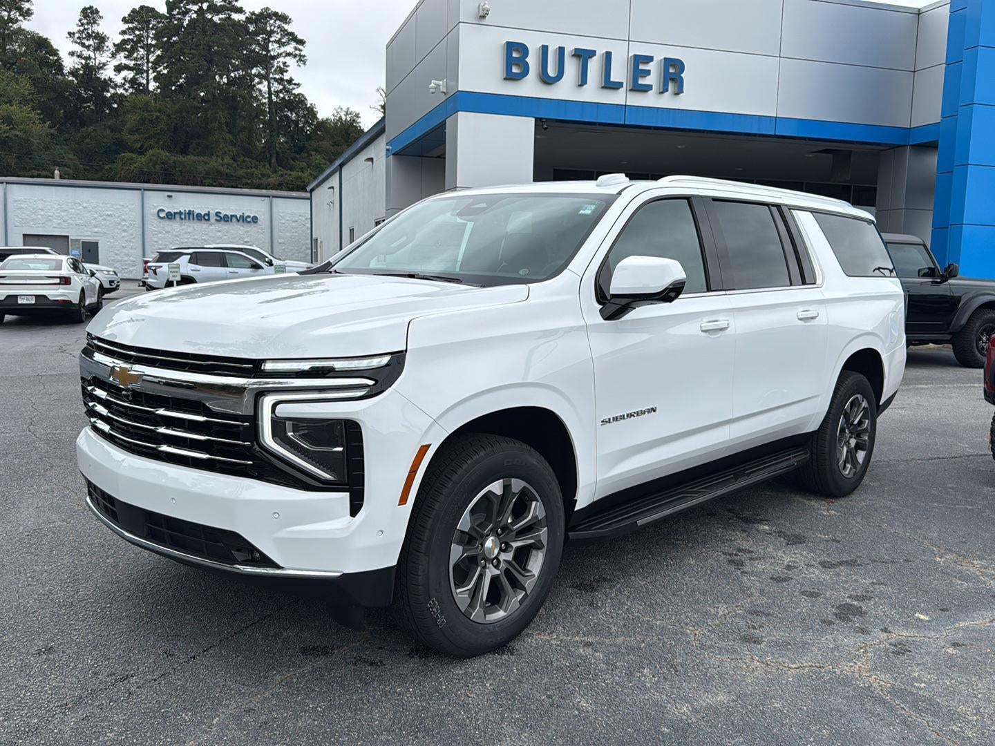 2026 Chevrolet Suburban LT