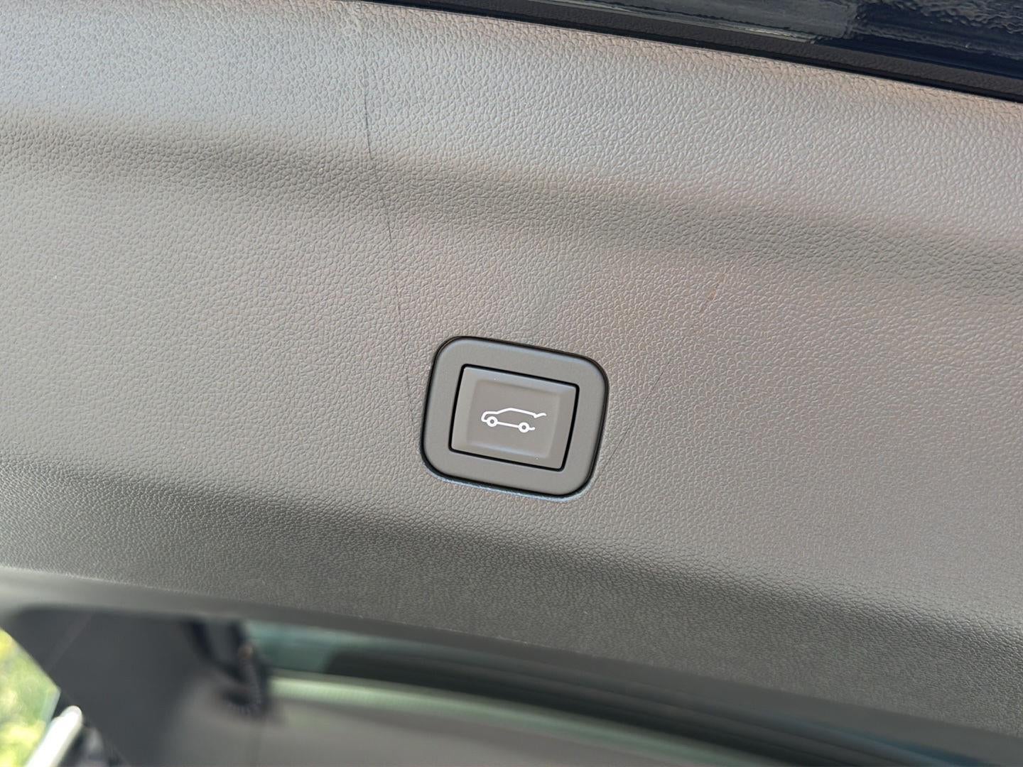 2027 Chevrolet Tahoe RST