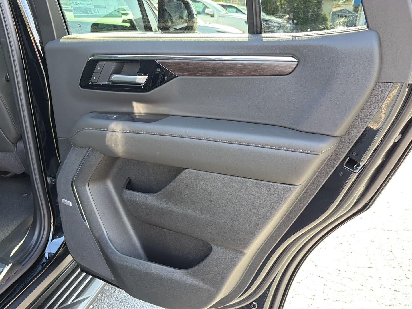 2027 Chevrolet Tahoe LT