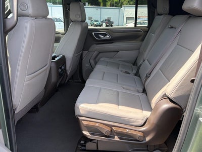 2024 Chevrolet Suburban LT