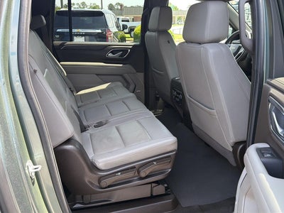 2024 Chevrolet Suburban LT