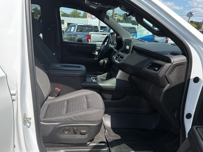 2023 Chevrolet Suburban LS