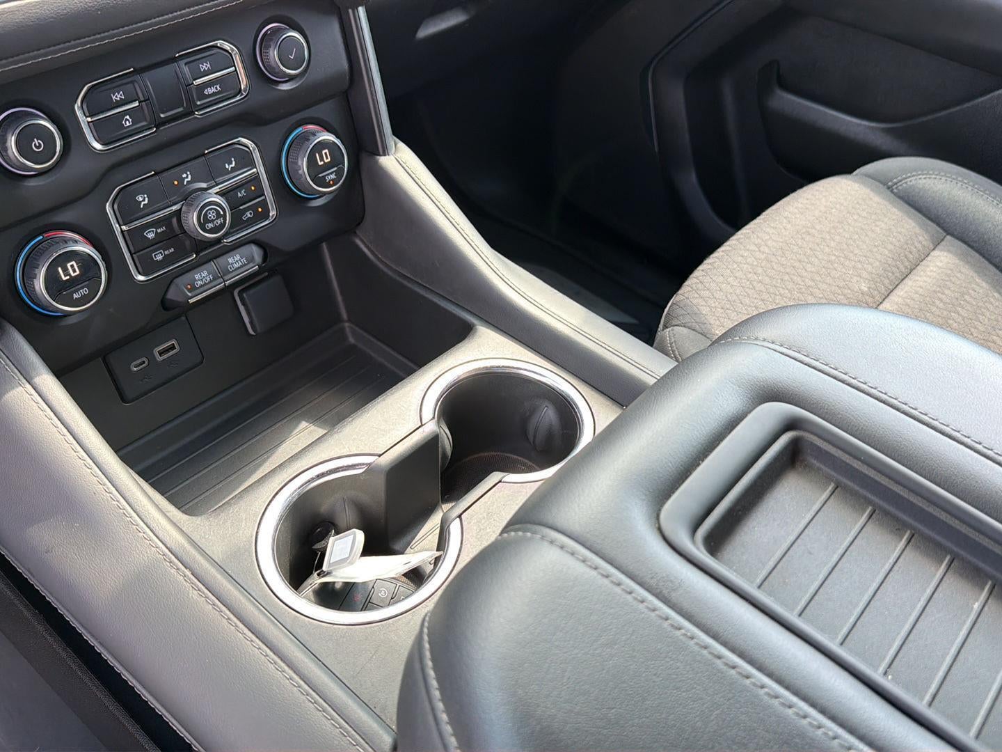 2023 Chevrolet Suburban LS