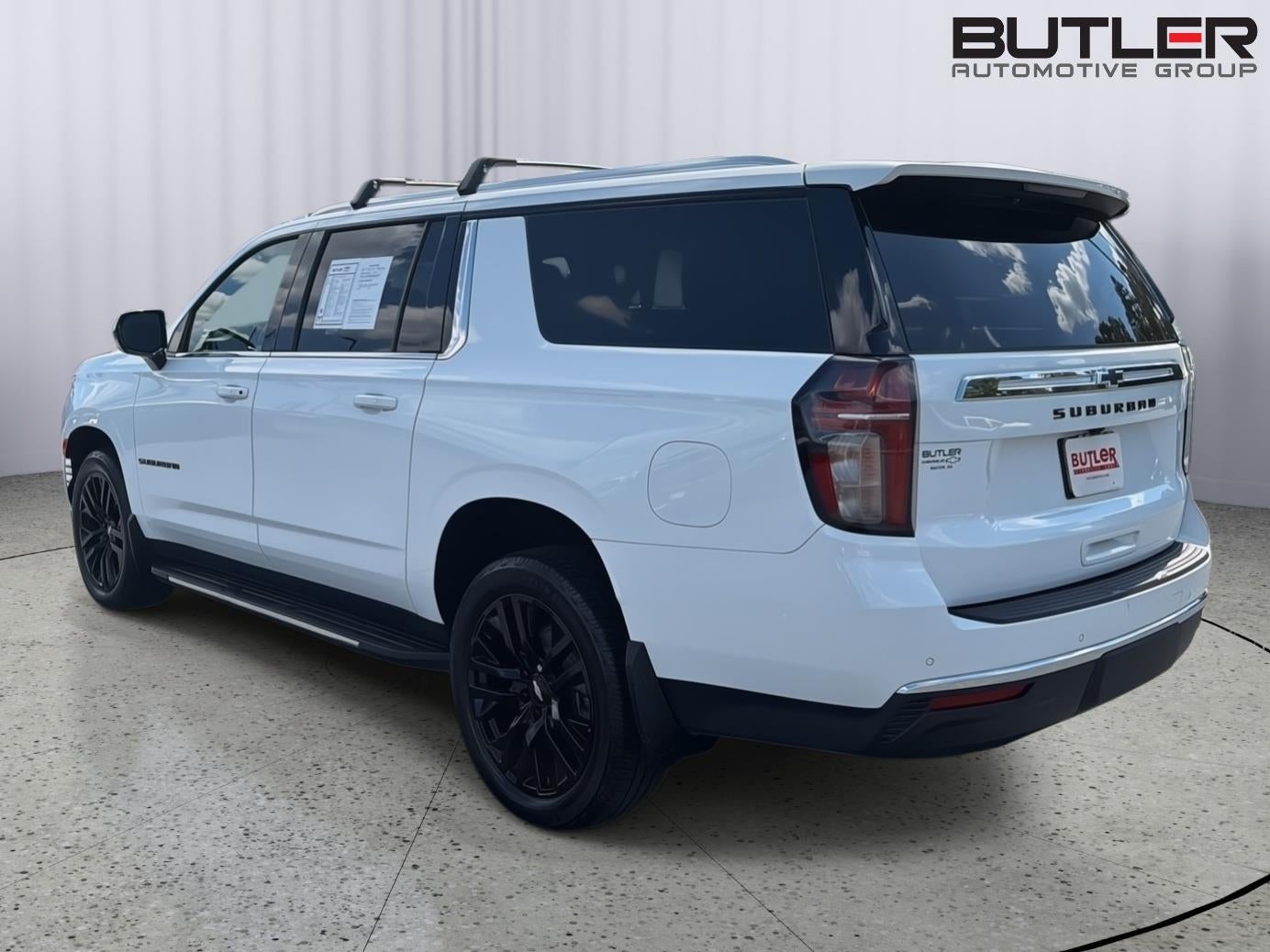 2023 Chevrolet Suburban LS