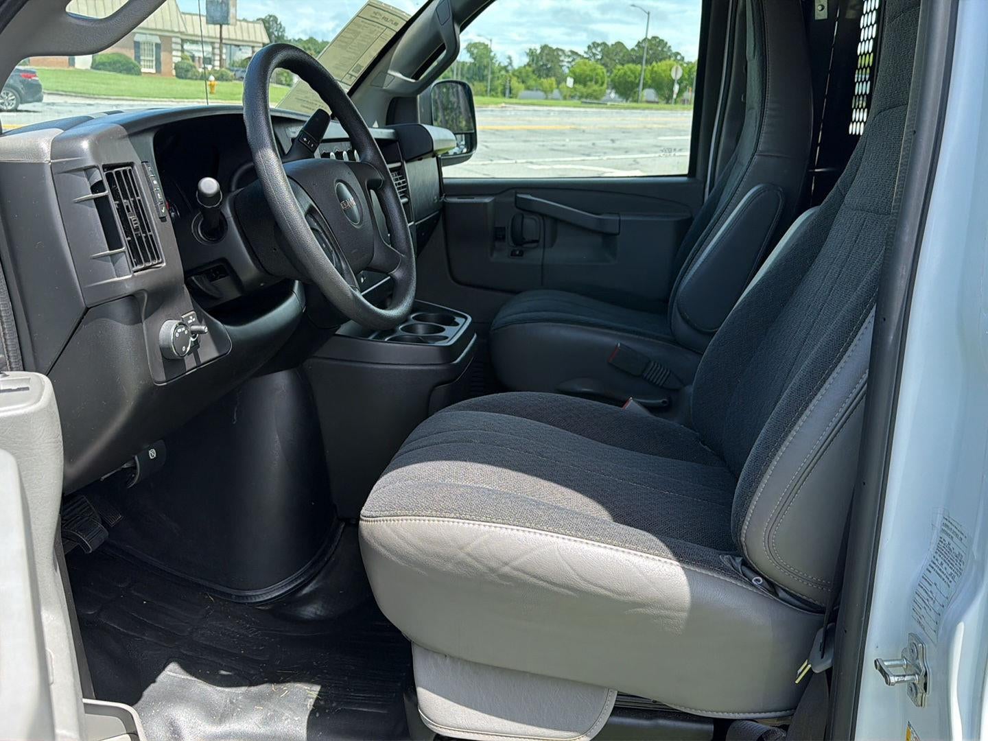 2025 GMC Savana Cargo Work Van