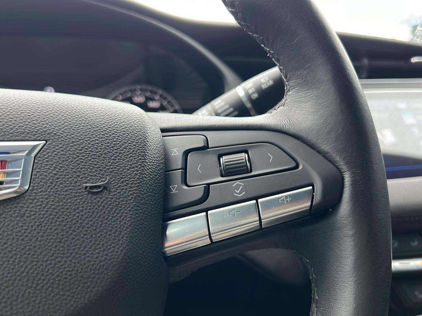 2023 Cadillac XT4 Luxury