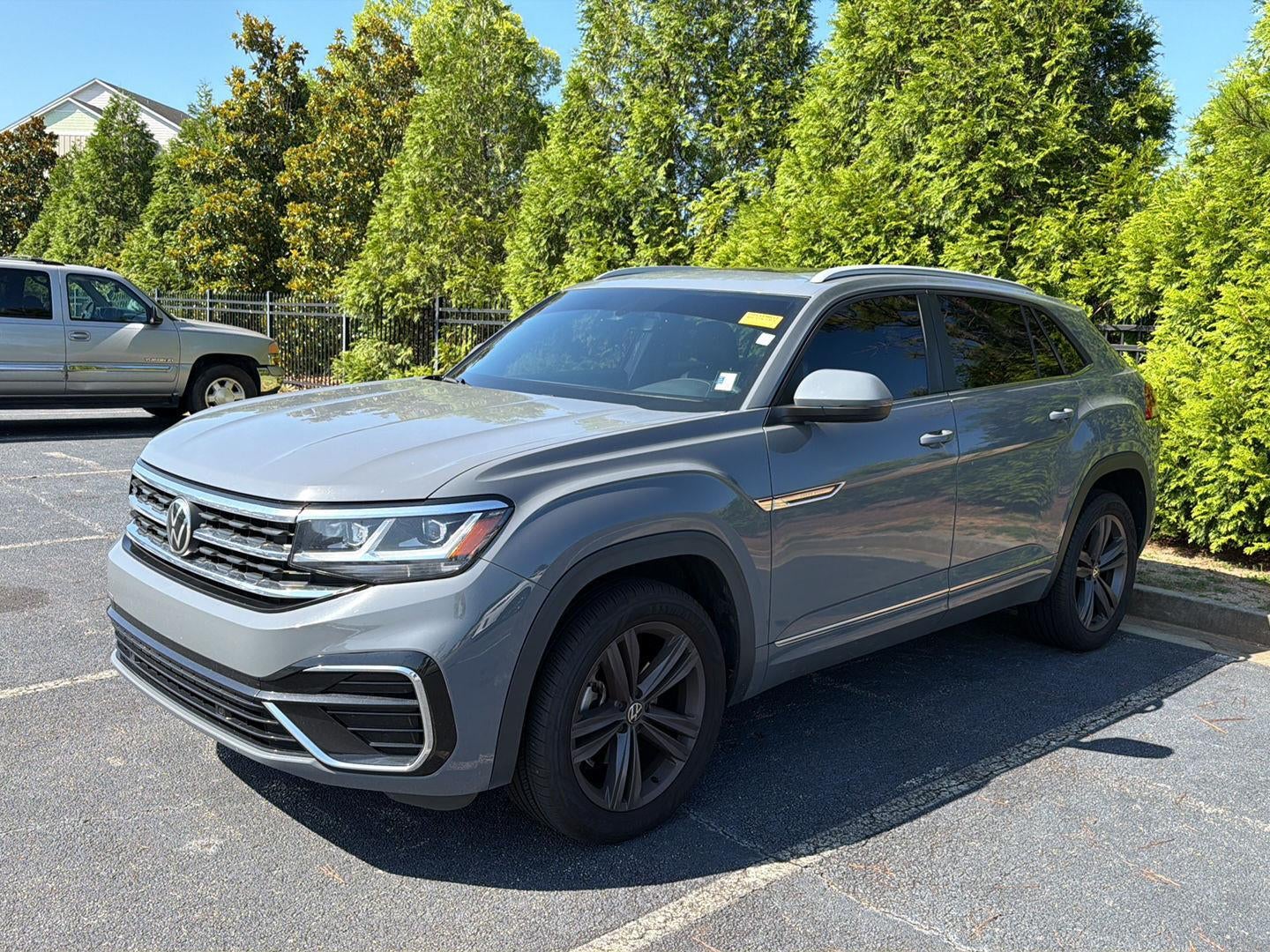 2021 Volkswagen Atlas Cross Sport 3.6L V6 SE w/Technology R-Line
