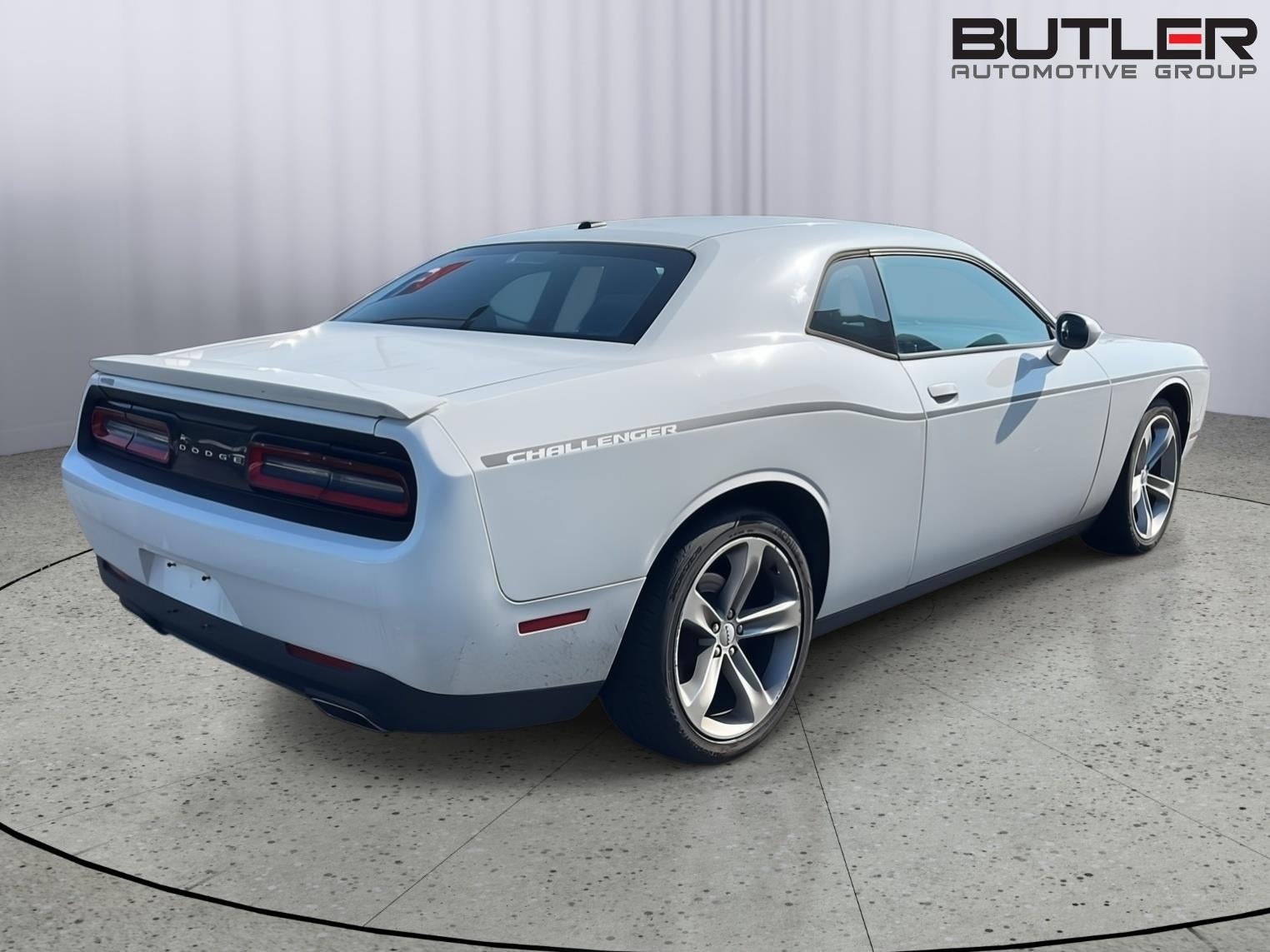2015 Dodge Challenger SXT