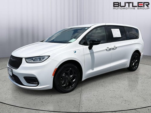 2024 Chrysler Pacifica Hybrid S Appearance Pkg