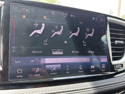 2024 Chrysler Pacifica Hybrid S Appearance Pkg