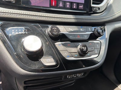 2024 Chrysler Pacifica Hybrid S Appearance Pkg