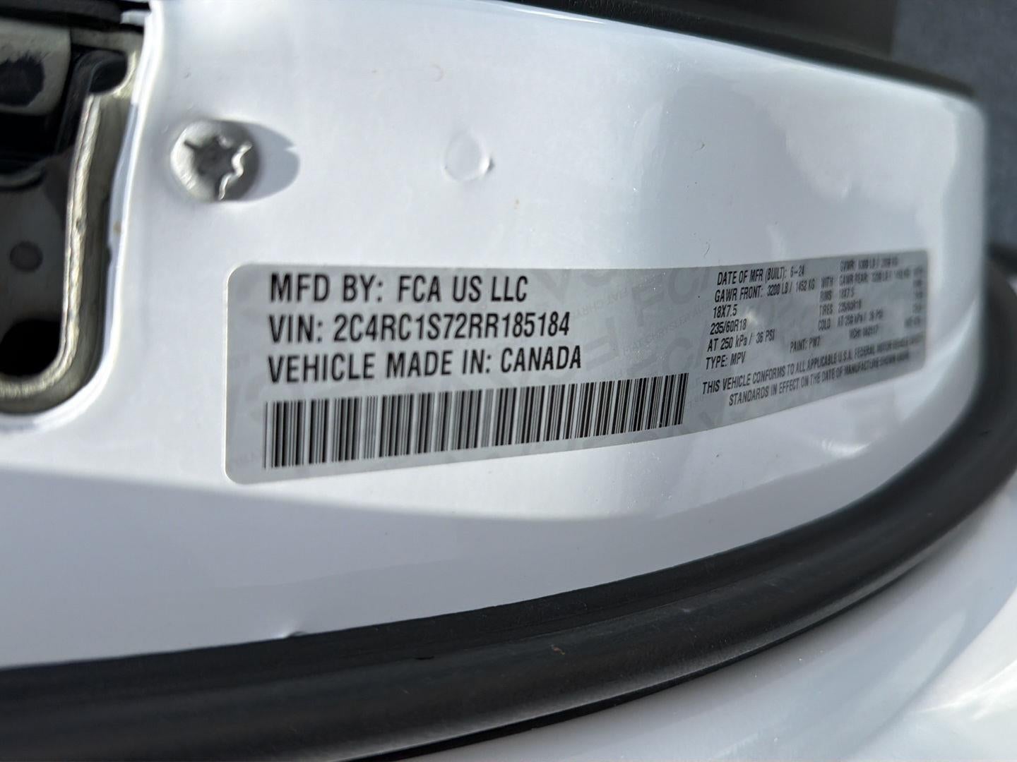 2024 Chrysler Pacifica Hybrid S Appearance Pkg