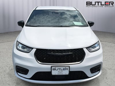 2024 Chrysler Pacifica Hybrid S Appearance Pkg