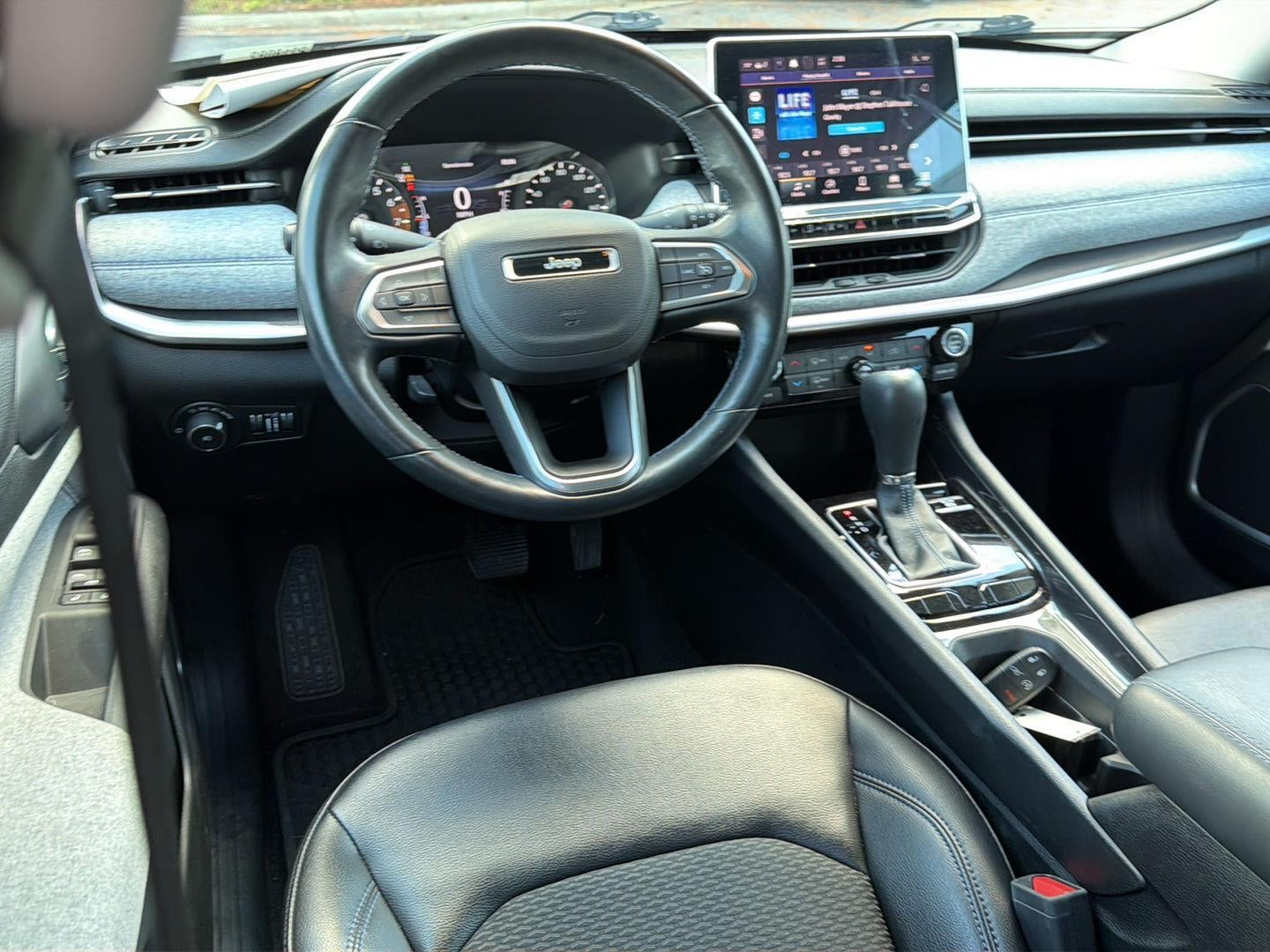 2022 Jeep Compass Latitude FWD