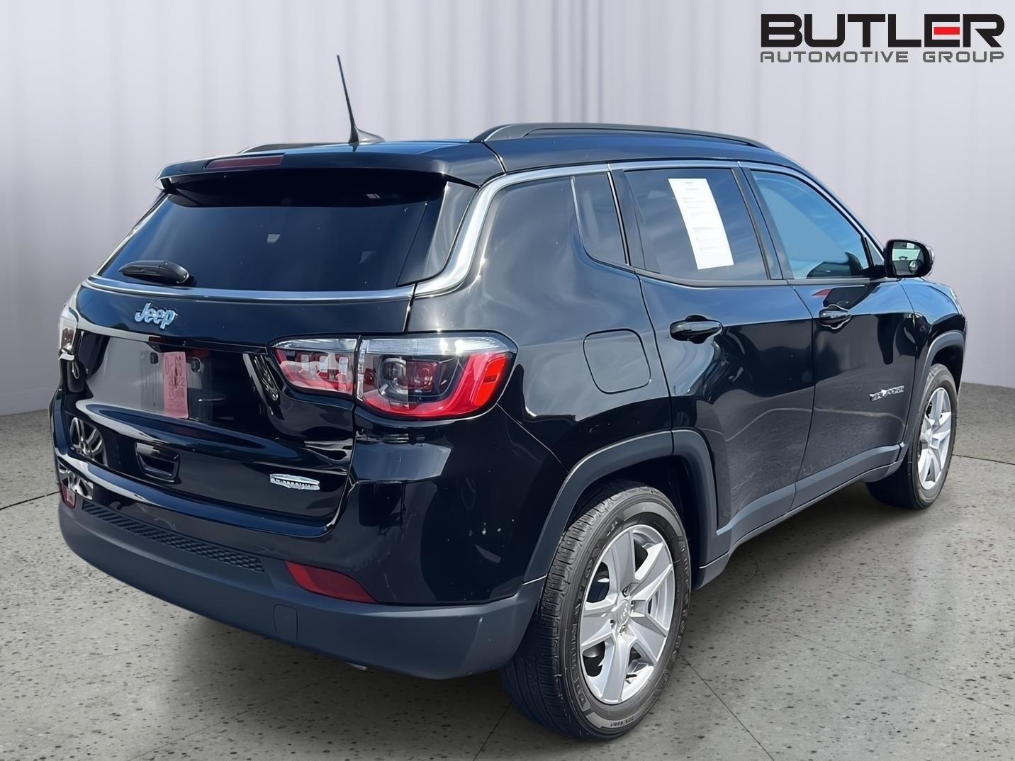 2022 Jeep Compass Latitude FWD