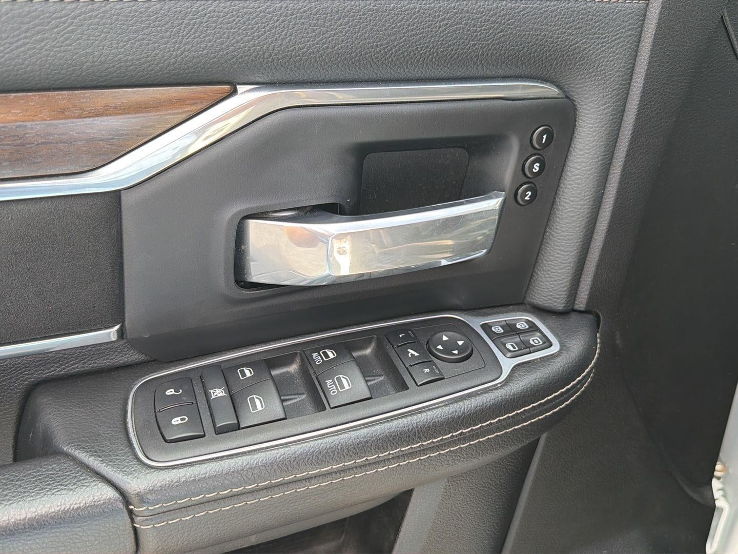 2024 RAM 2500 Laramie Crew Cab 4x4 6'4" Box