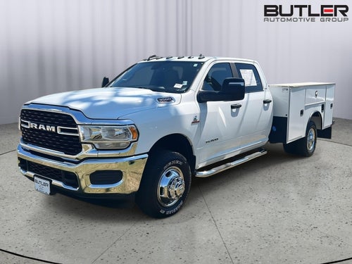 2024 RAM 3500 Chassis Cab SLT