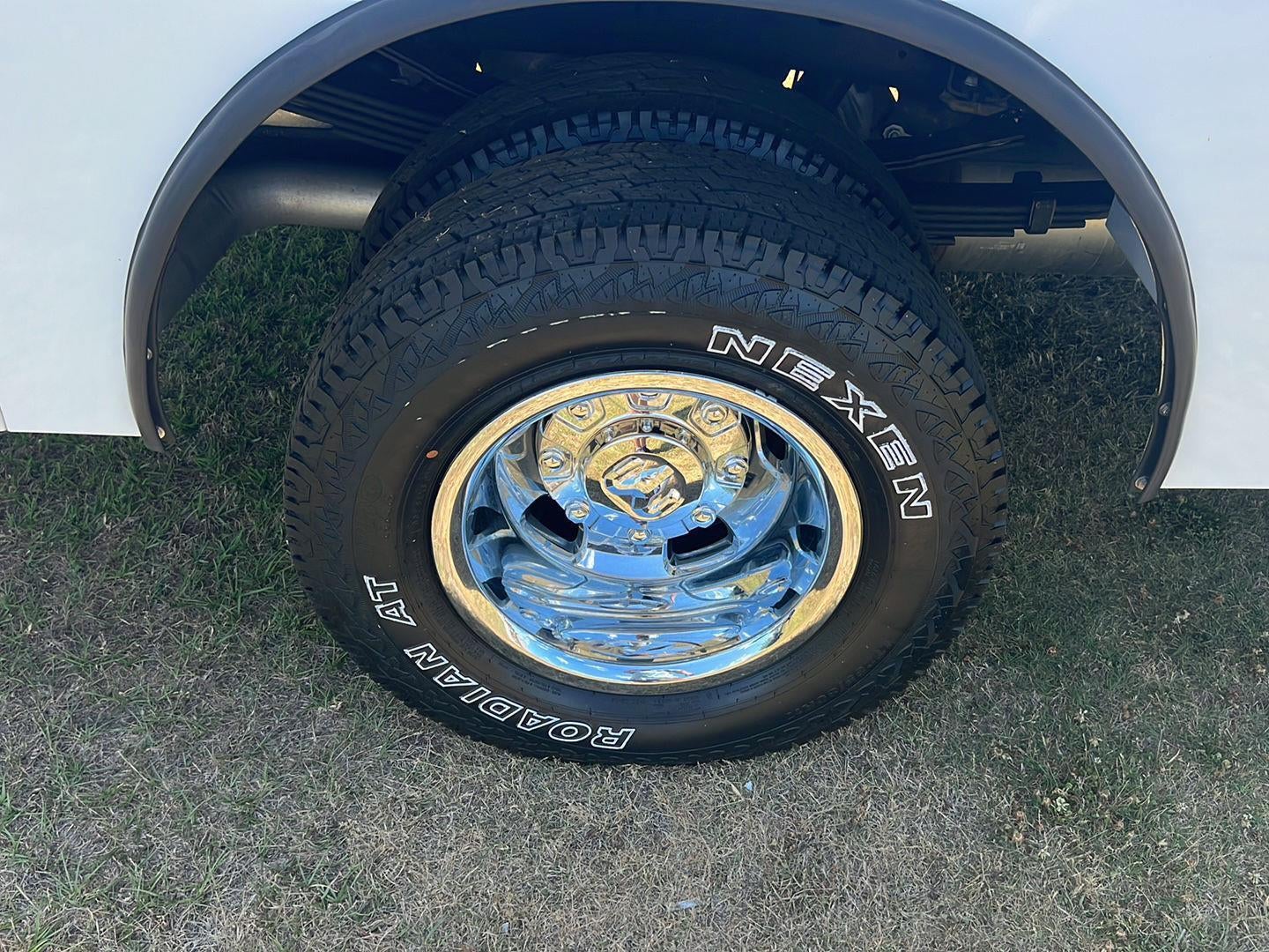 2024 RAM Ram 3500 Chassis Cab SLT - Photo 39