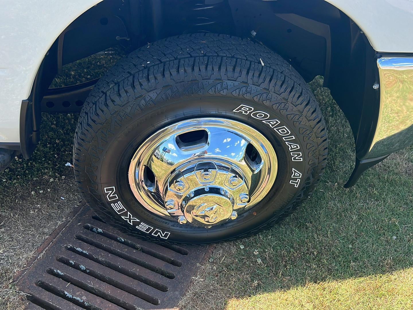 2024 RAM Ram 3500 Chassis Cab SLT - Photo 40