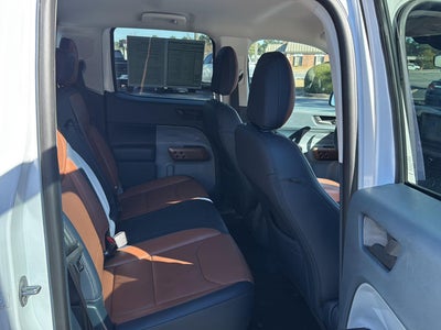 2023 Ford Maverick XL