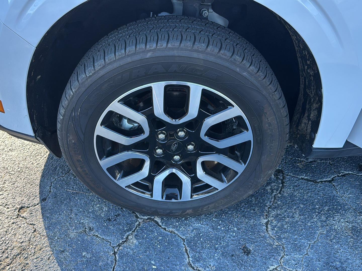 2023 Ford Maverick XL