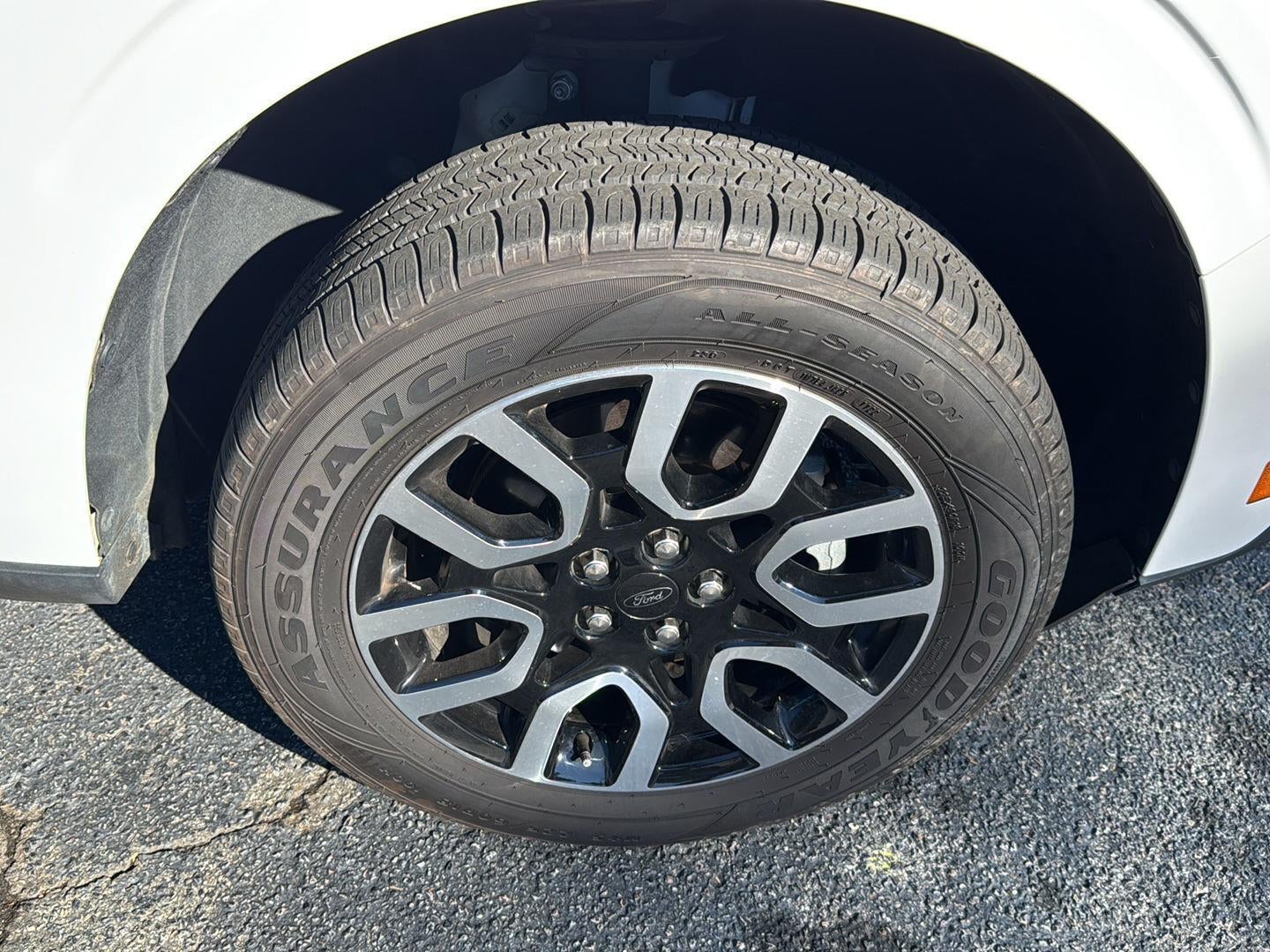 2023 Ford Maverick XL