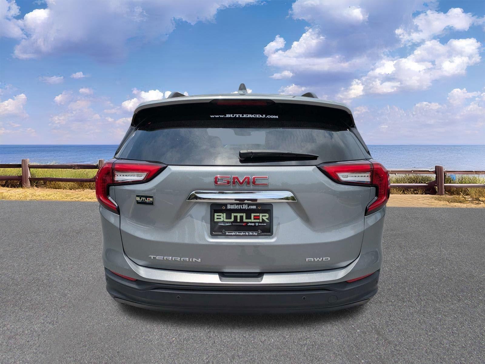 2024 GMC Terrain SLE
