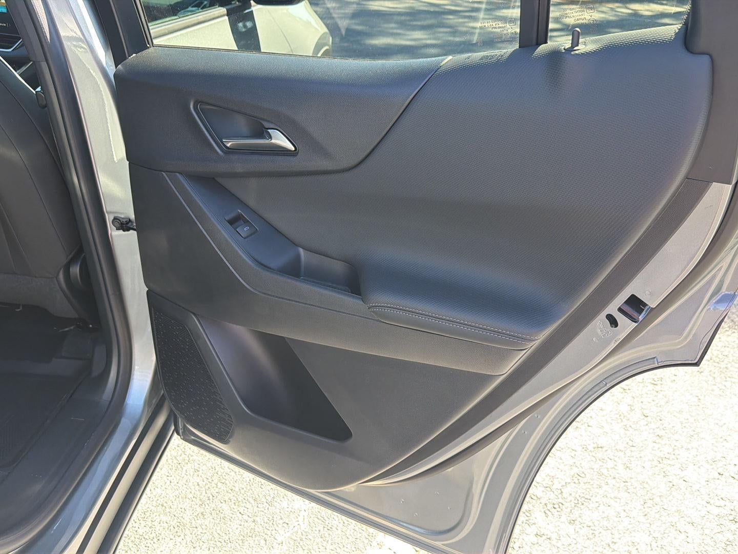 2027 Chevrolet Equinox LT - Photo 15