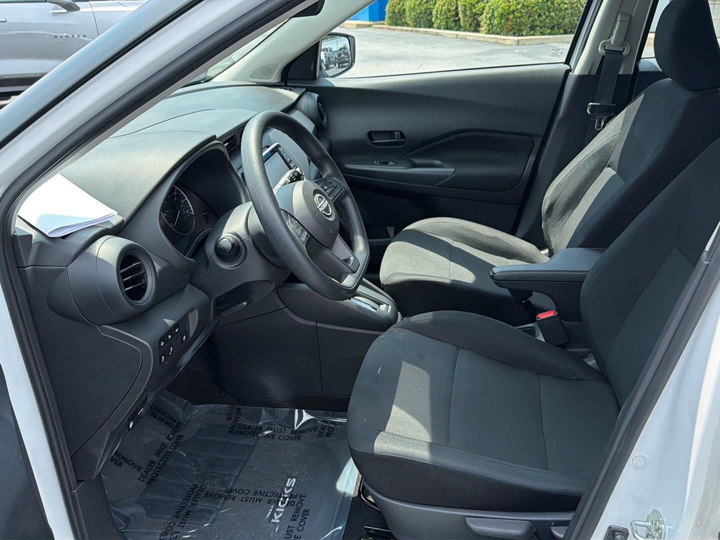 2024 Nissan Kicks S Xtronic CVT