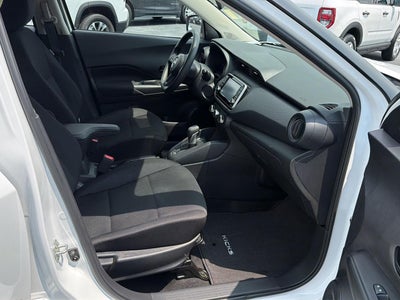 2024 Nissan Kicks S Xtronic CVT