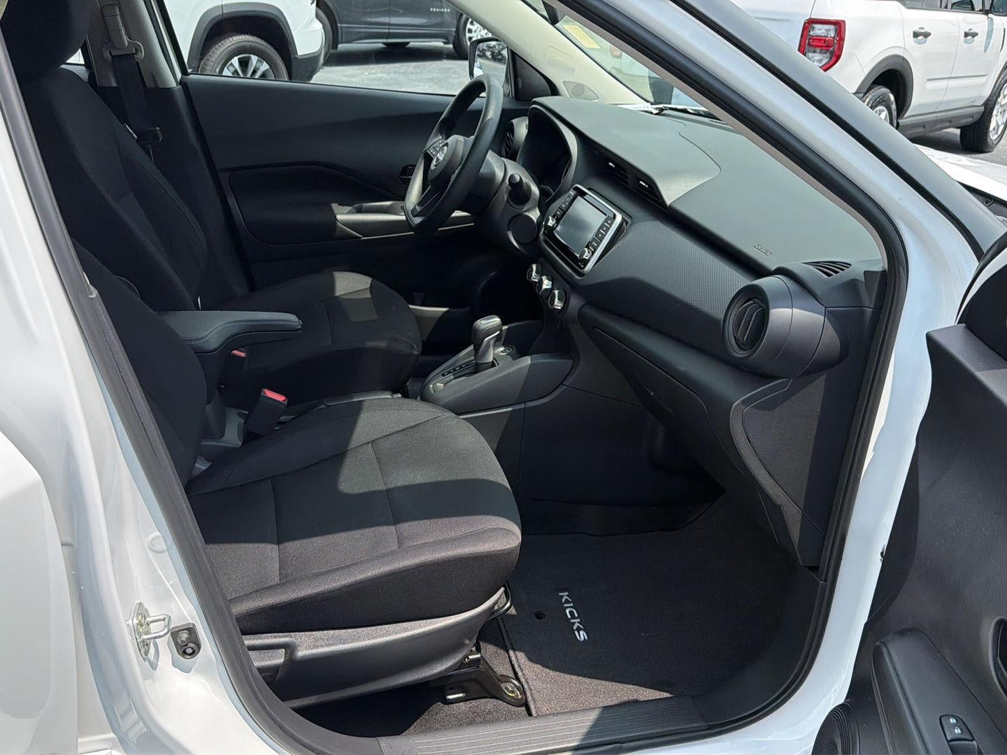 2024 Nissan Kicks S Xtronic CVT