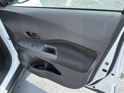 2024 Nissan Kicks S Xtronic CVT