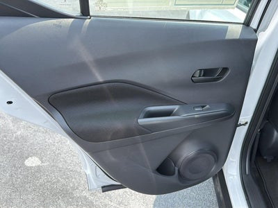 2024 Nissan Kicks S Xtronic CVT