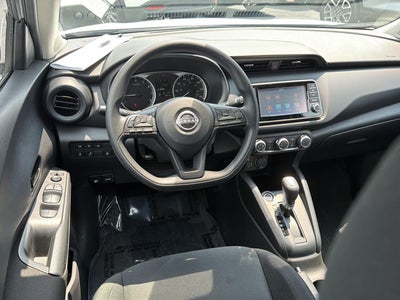 2024 Nissan Kicks S Xtronic CVT