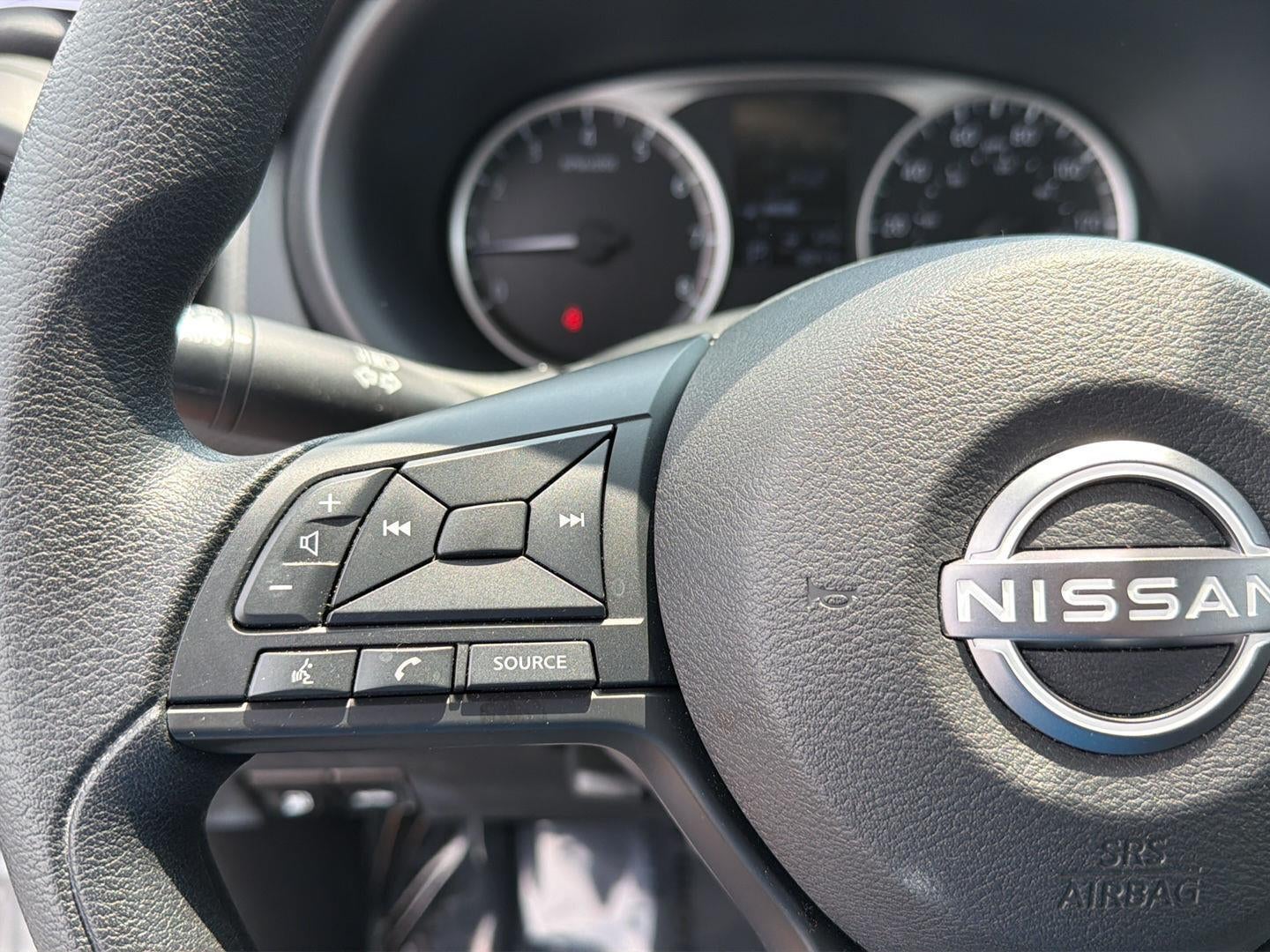 2024 Nissan Kicks S Xtronic CVT