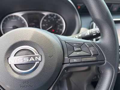 2024 Nissan Kicks S Xtronic CVT