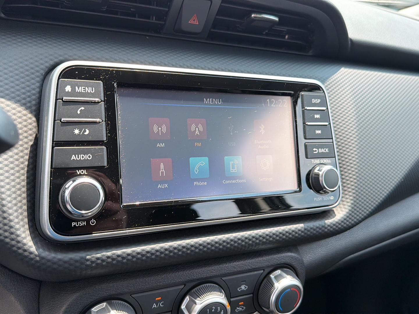 2024 Nissan Kicks S Xtronic CVT