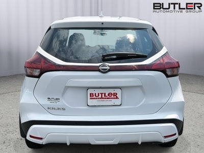 2024 Nissan Kicks S Xtronic CVT